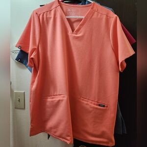 Figs V-Neck Scrub Top In Sunset Drift